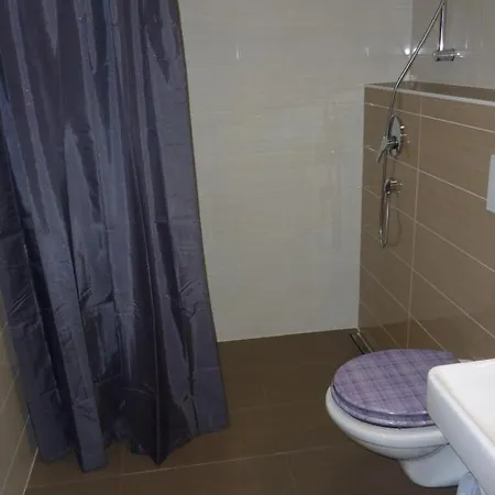 A&m Wohnen-west Apartamento *